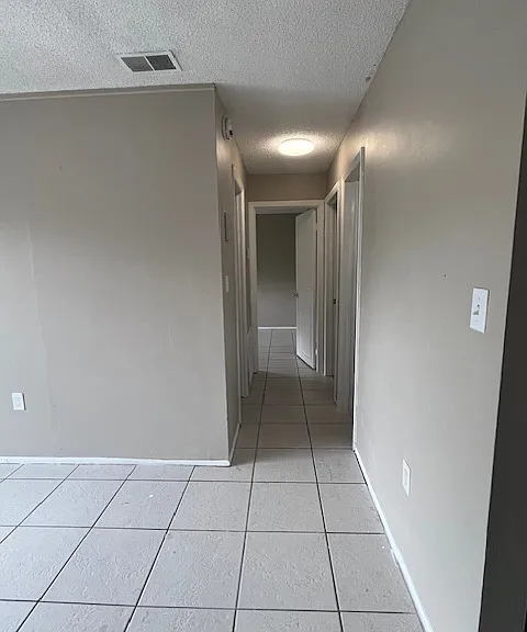 1905 Kelley Ave #3 — Photo 4