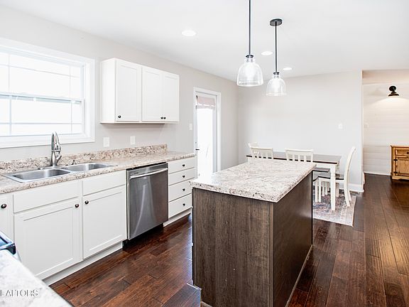 2nd image of 3405 Boulder Point Ln