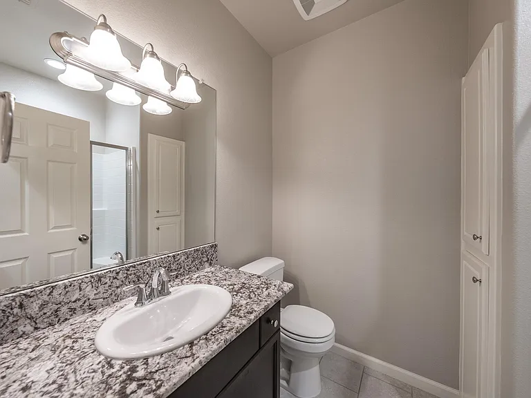 3555 Encino Ave — Photo 19
