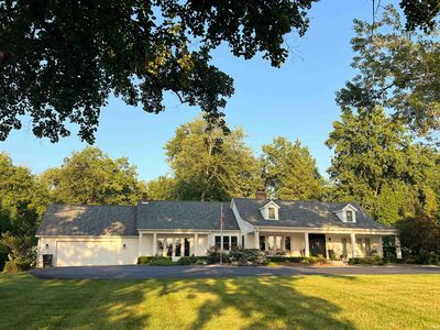 2 Green Acres Rd, Washington, IN, 47501