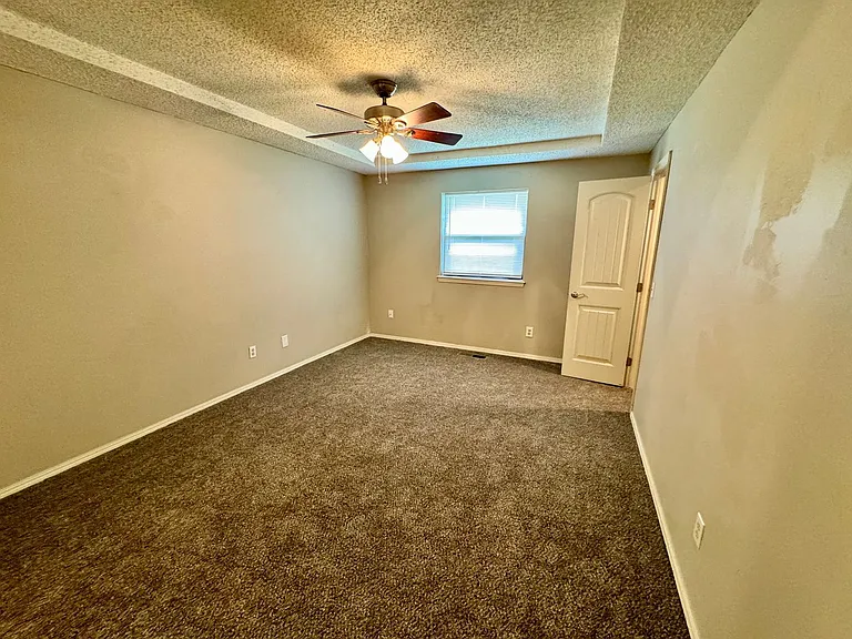 721 Willow Run — Photo 11