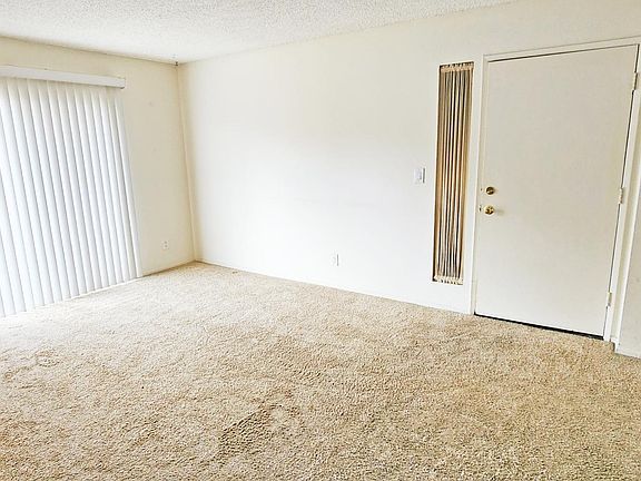 3rd image of 18085 Sundowner Way Unit 605