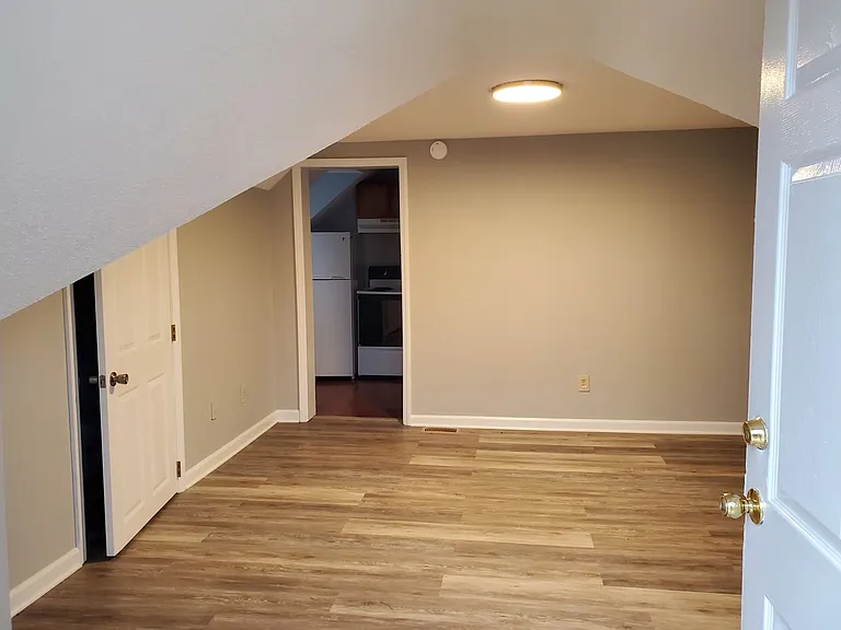 510 Lamont St — Photo 8