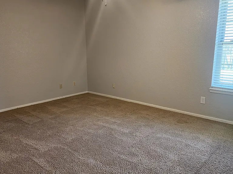2821 Mount Vernon Rd — Photo 15