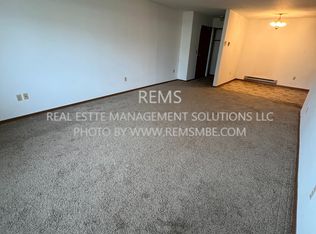 544 E Slifer St #10, Portage, WI 53901