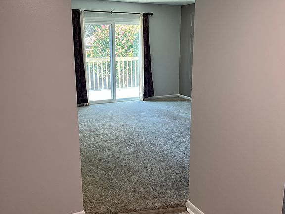 2nd image of 1935 Gardiner Ln