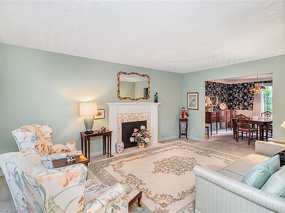 3rd image of 318 Cavendish Dr