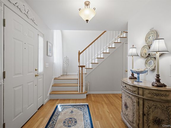 3rd image of 49 Millstream Court