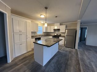 7928 Dickson Ave, Inver Grove Heights, MN 55076