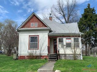 2049 E 7th St, Sedalia, MO 65301