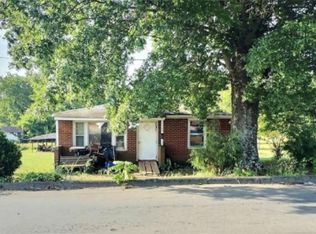 108 Moore Dr, Lexington, NC 27292