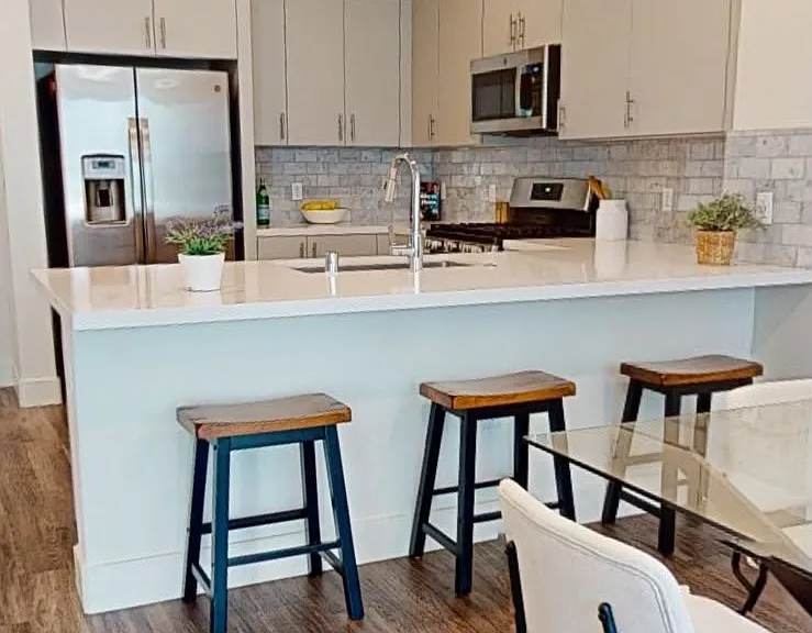 5925 Charlotte Dr #208 — Photo 2