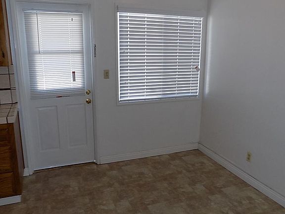 5th image of 1811 262nd St