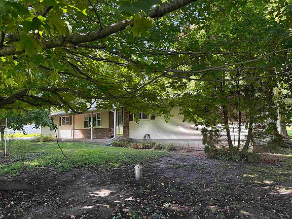 2nd image of 4002 S Bolton Rd