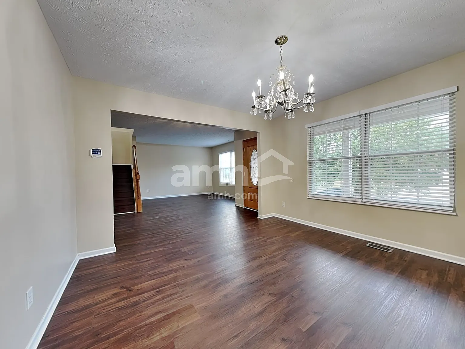 4 bed, 3.5 bath, 2876 sqft, $3,015 — Photo 4