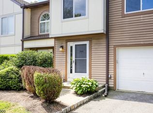 1306 Park Pl, Springfield, NJ 07081