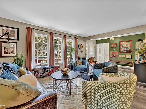 5th image of 4576 Camellia Ln