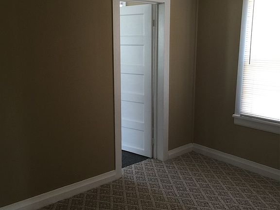 5th image of 1013 Adele St