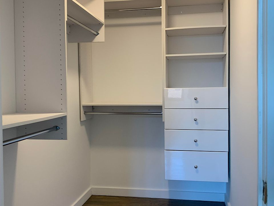 1st image of 125 Parkside Ave #4E