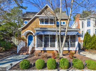 15 Oak Ave, Rehoboth Beach, DE 19971
