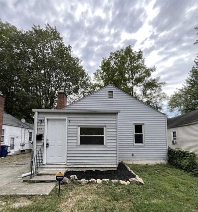1st image of 474 S Weyant Ave