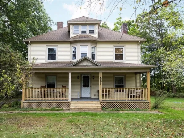 451 South St, East Aurora, NY 14052