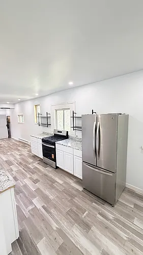 124 Baker St #B Photo 1
