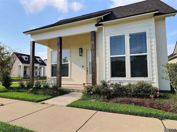 14117 Village Square Ave, Central, LA 70818