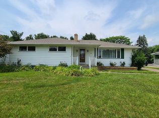 1180 Woodlawn Ave, Girard, OH 44420