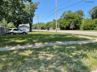 1805 Superior St, Muskegon, MI 49442