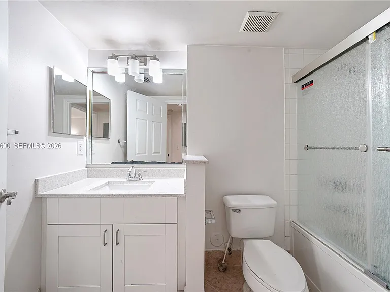 11643 W Atlantic Blvd — Photo 5