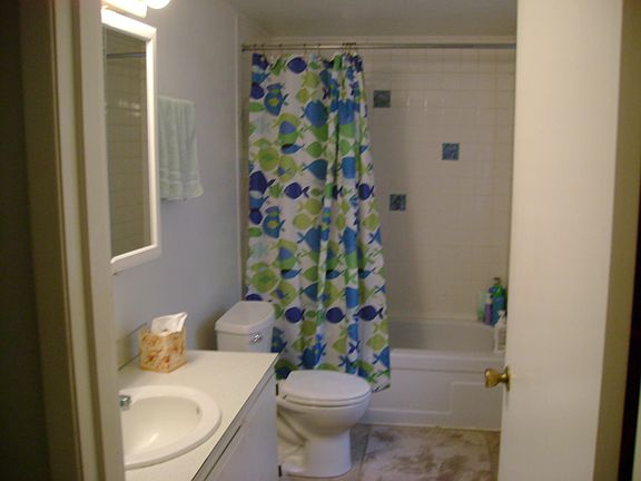 5th image of 5246 21st Ave NE Unit B
