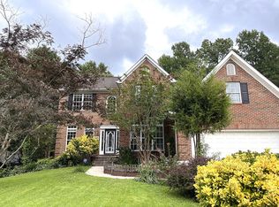 3210 Cheswick Dr, Greensboro, NC 27410