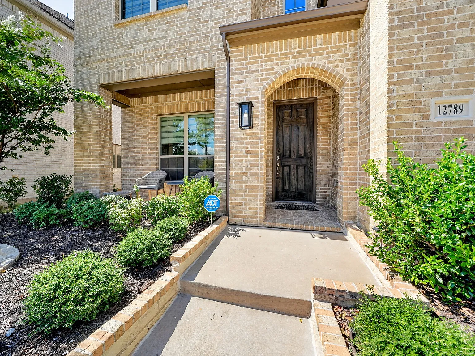 4 bed, 2968 sqft, $3,850 — Photo 3