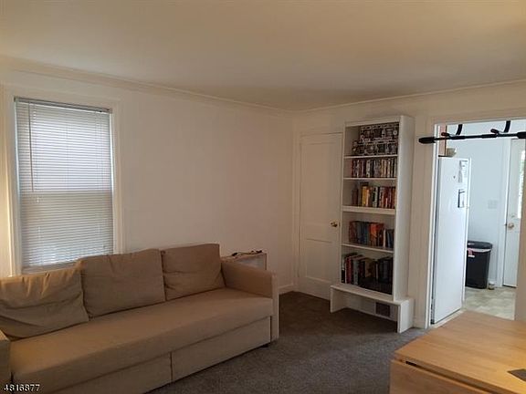 2nd image of 308 N 6th Ave