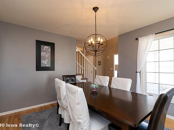 5th image of 9804 Newport Vista Dr