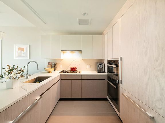 3rd image of 133-27 39th Ave #10M