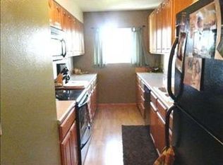 132 3rd St SW, Surrey, ND 58785