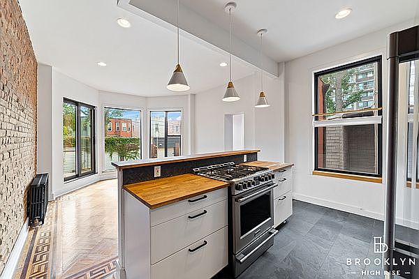 1st image of 1244 President St #1