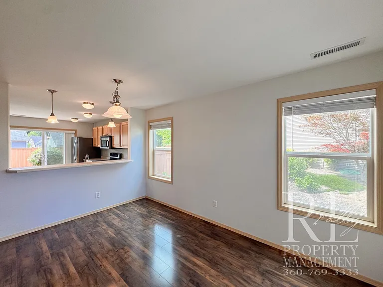 4376 Wigeon Ave SW — Photo 5