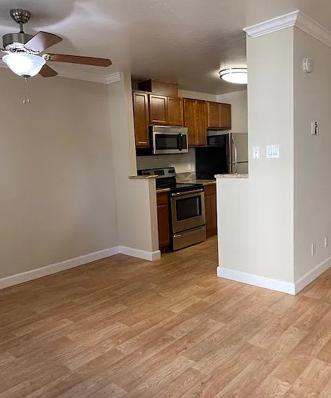 1029 El Camino Real #2 — Photo 1