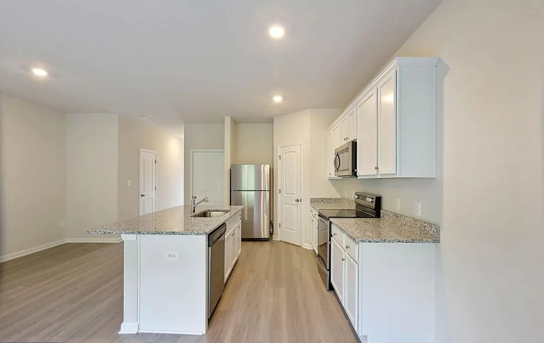 3 bed, 2.5 bath, 1443 sqft, $1,999 — Photo 3