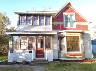 506 3rd St N, Princeton, MN 55371