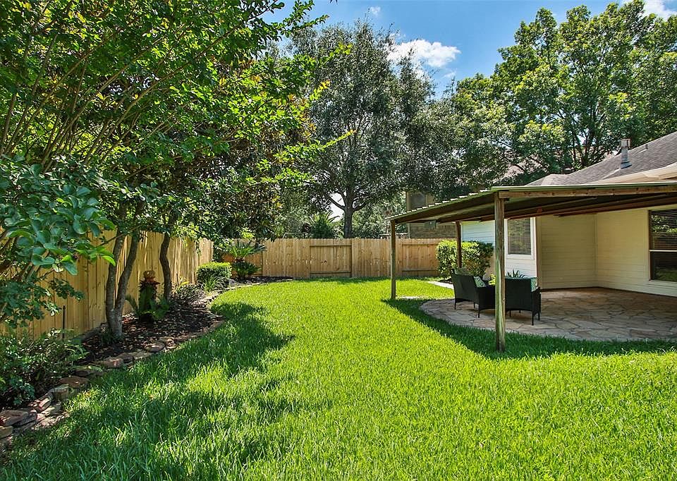 1st image of 16406 Heron Point Dr