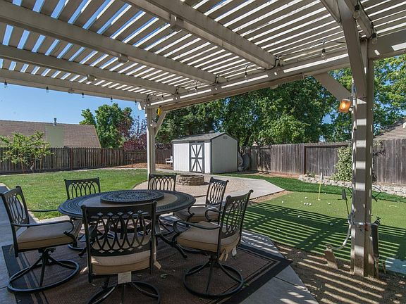 3rd image of 803 Rancho Gaviota Ct