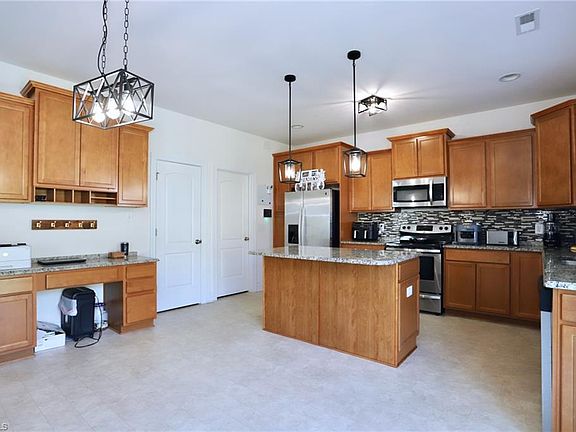 5th image of 5319 Chandler Oaks Ln