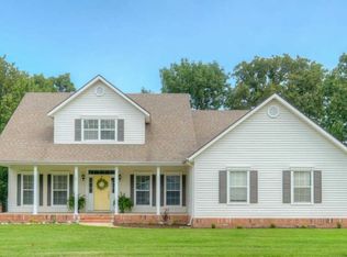 211 Green Ln, Carl Junction, MO 64834