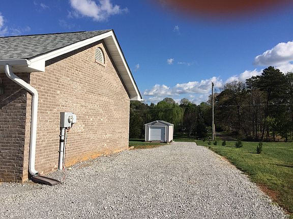 5th image of 1016 Southwind Cir