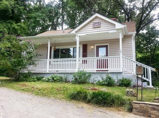 181 Houston Pl, Asheville, NC 28801
