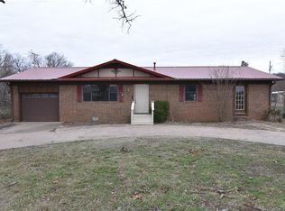 705A Smith St, Pocola, OK 74902